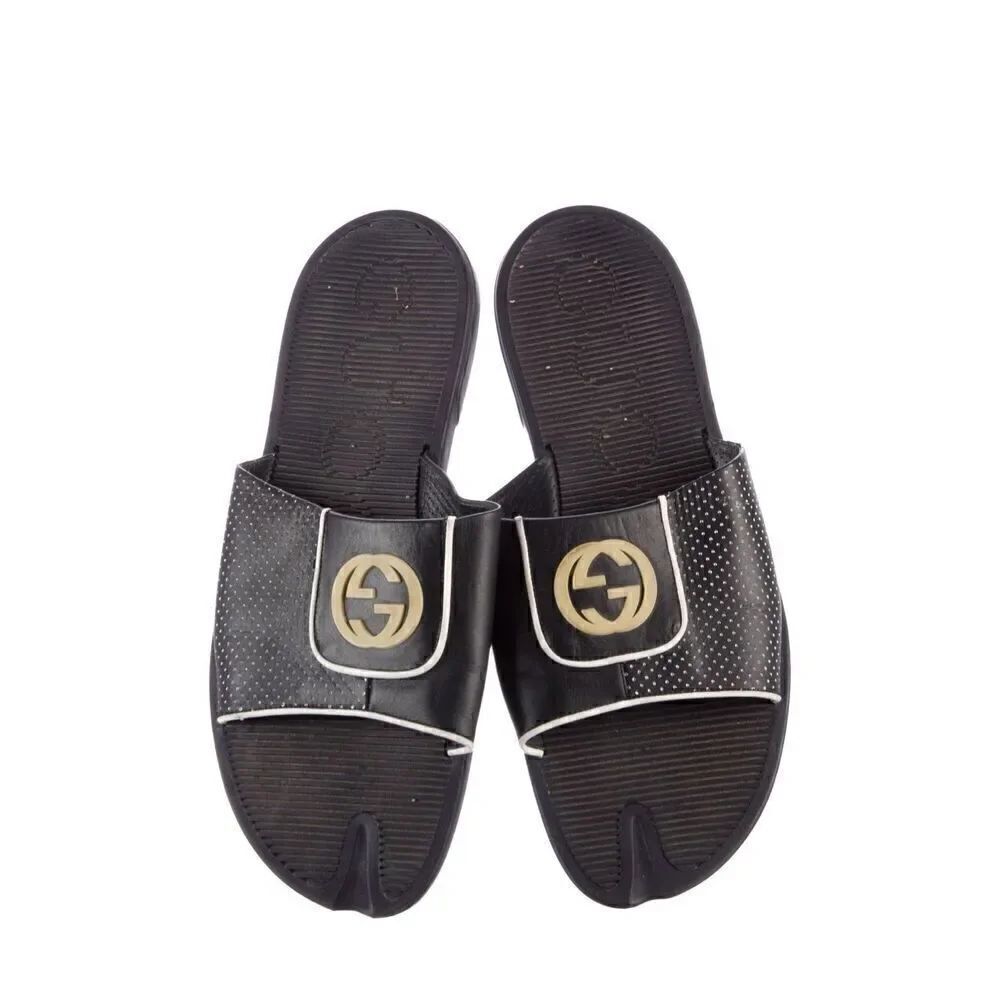 Gucci Black leather Interlocking G Logo Slides size 9
